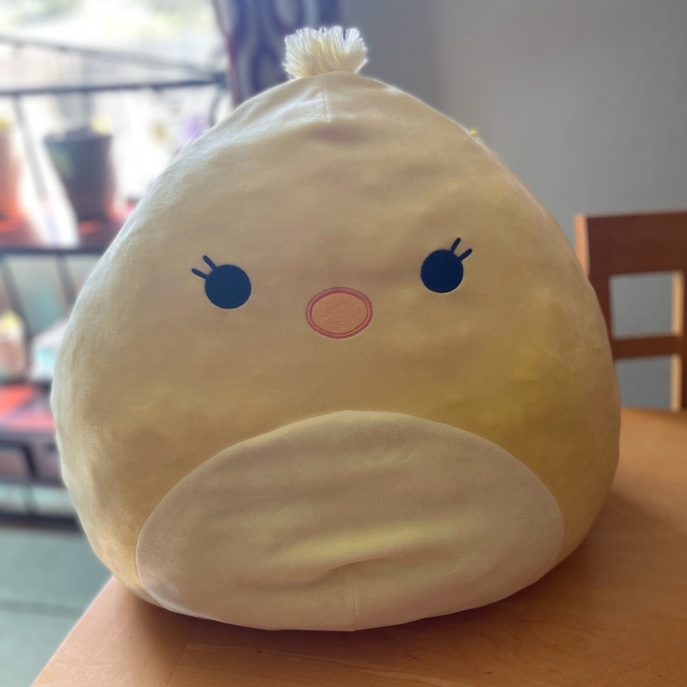 Original Aimee yellow chick squishmallow (without wings) 18"- 20" tall 2018
